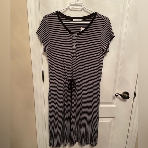 Ricki’s grey and black striped dress with drawstring waist in medium - Picture 2 of 8
